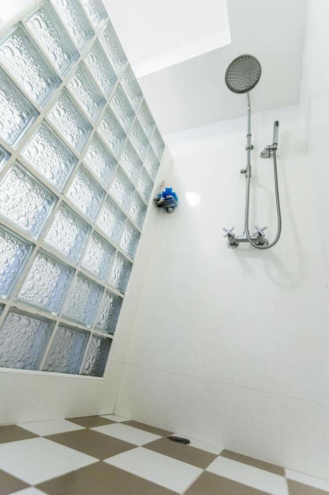 Patong Kalim Bay Residence מראה חיצוני תמונה